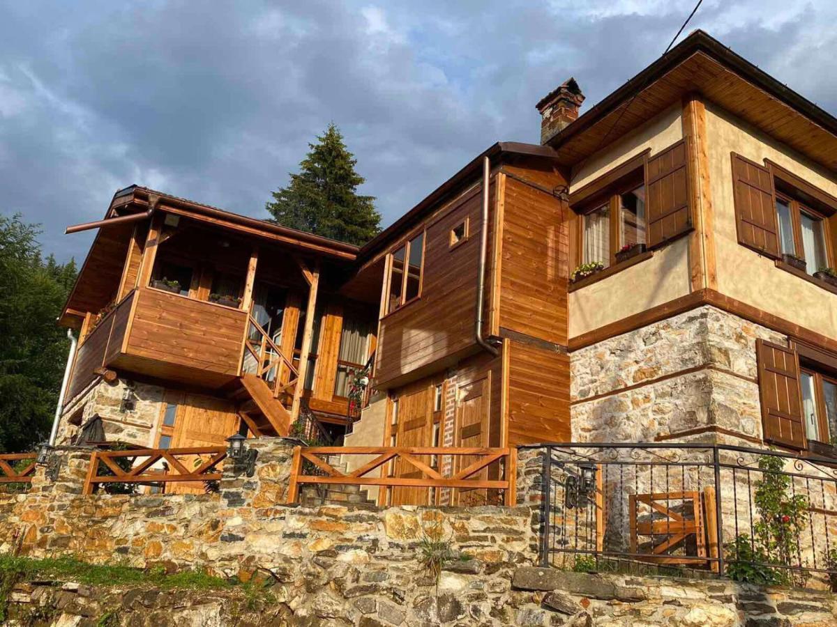 Villa Ahrida Smolyan Exteriör bild