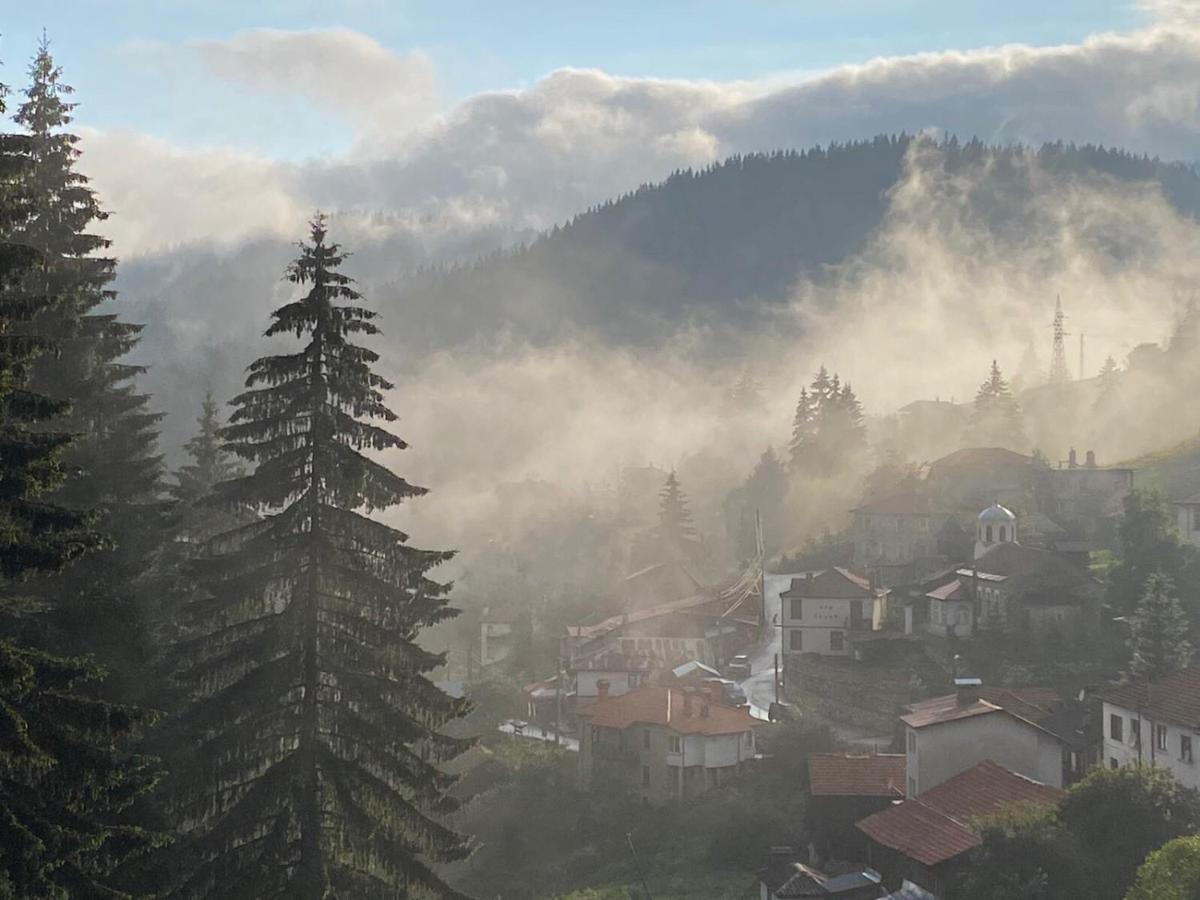 Villa Ahrida Smolyan Exteriör bild